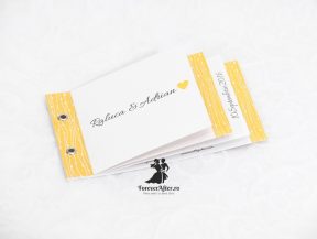 Invitatie de nunta tip carte Happy Couple