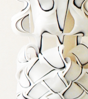 Lumanare alb cu negru nunta 100 cm sculptata la capatul superior