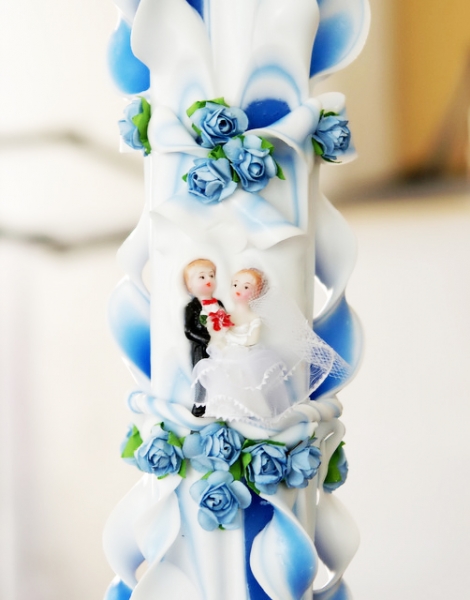 Lumanare albastru nunta 80 cm sculptata la capatul superior