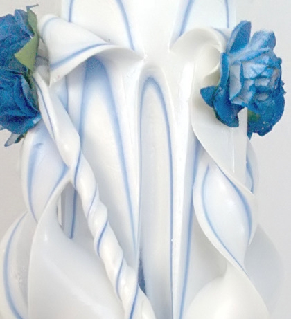 Lumanare bleu 60 cm sculptata la capatul superior
